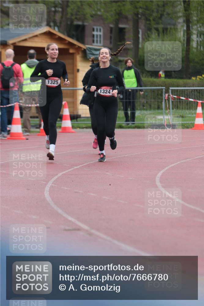 13.04.2025 - Hammer Lauf A. Gomolzig http://msf.ph/oto/7666780 13.04.2025 12:46:51 Ziel 862, 1007, 1150, 1324, 1325 meine-sportfotos.de