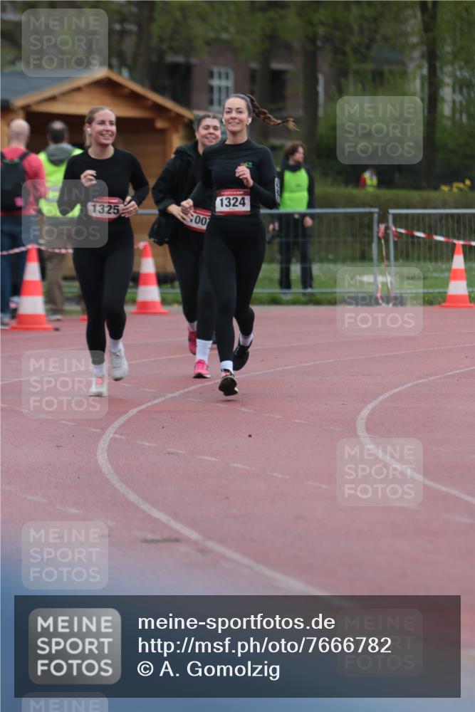 13.04.2025 - Hammer Lauf A. Gomolzig http://msf.ph/oto/7666782 13.04.2025 12:46:52 Ziel 862, 1007, 1150, 1324, 1325 meine-sportfotos.de