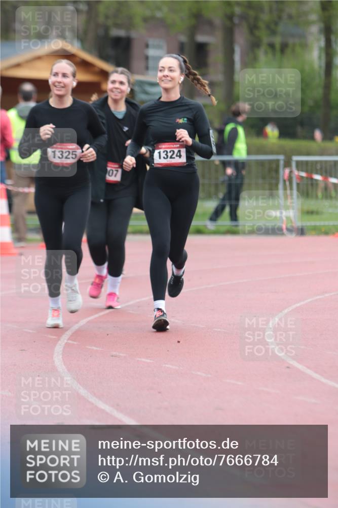 13.04.2025 - Hammer Lauf A. Gomolzig http://msf.ph/oto/7666784 13.04.2025 12:46:52 Ziel 862, 1007, 1150, 1324, 1325 meine-sportfotos.de