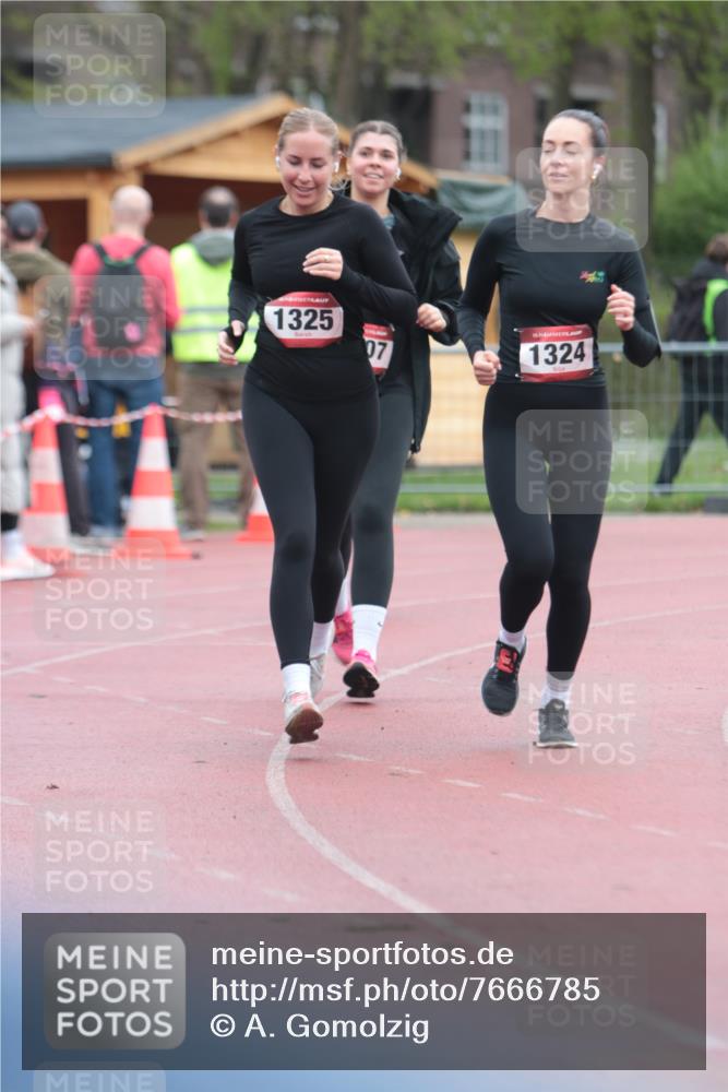 13.04.2025 - Hammer Lauf A. Gomolzig http://msf.ph/oto/7666785 13.04.2025 12:46:53 Ziel 862, 1007, 1150, 1324, 1325 meine-sportfotos.de