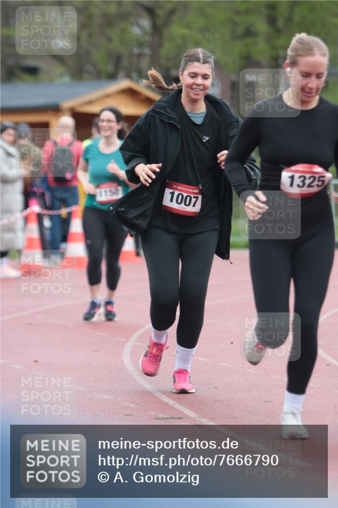 13.04.2025 - Hammer Lauf A. Gomolzig http://msf.ph/oto/7666790 13.04.2025 12:46:55 Ziel 1007, 1150, 1324, 1325 meine-sportfotos.de