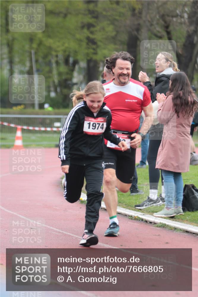 13.04.2025 - Hammer Lauf A. Gomolzig http://msf.ph/oto/7666805 13.04.2025 12:47:07 Ziel 1174, 1343, 1802 meine-sportfotos.de