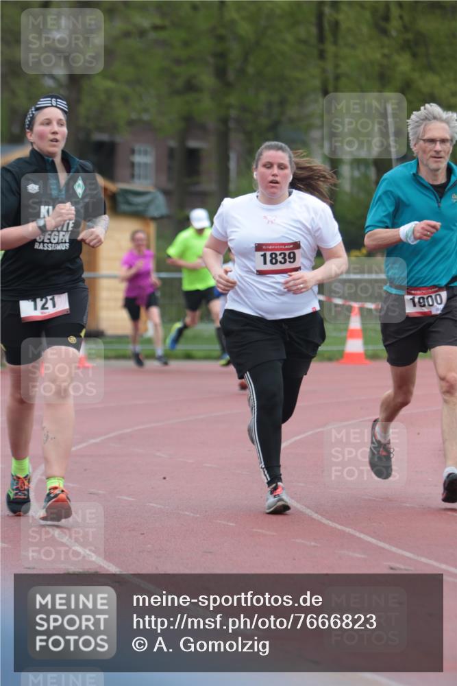 13.04.2025 - Hammer Lauf A. Gomolzig http://msf.ph/oto/7666823 13.04.2025 12:47:22 Ziel 121, 246, 247, 1238, 1839, 1900 meine-sportfotos.de