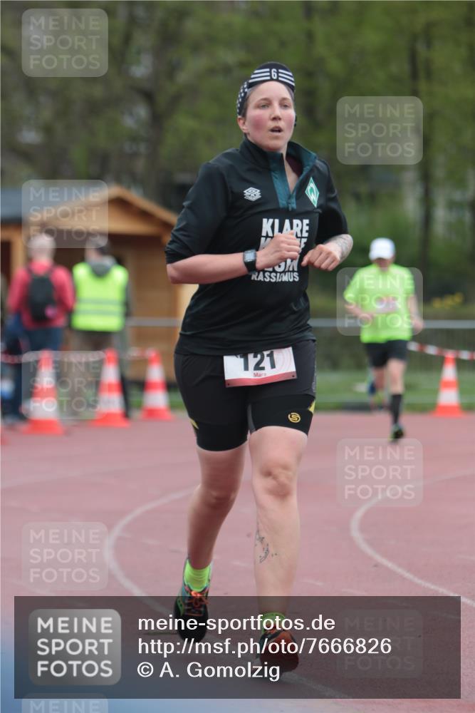 13.04.2025 - Hammer Lauf A. Gomolzig http://msf.ph/oto/7666826 13.04.2025 12:47:24 Ziel 121, 246, 247, 1238 meine-sportfotos.de