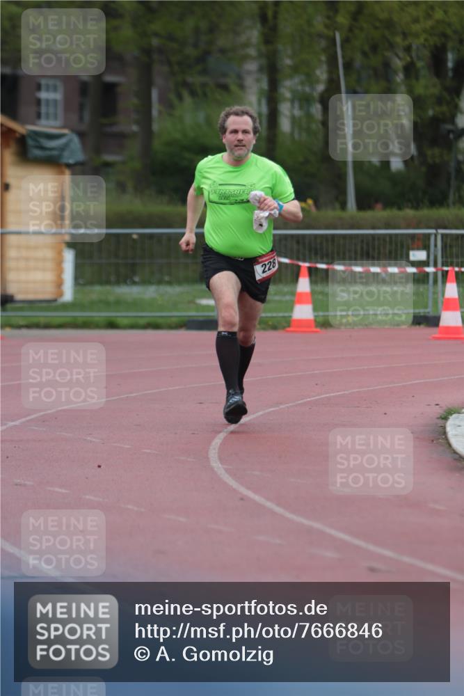 13.04.2025 - Hammer Lauf A. Gomolzig http://msf.ph/oto/7666846 13.04.2025 12:47:47 Ziel 228 meine-sportfotos.de