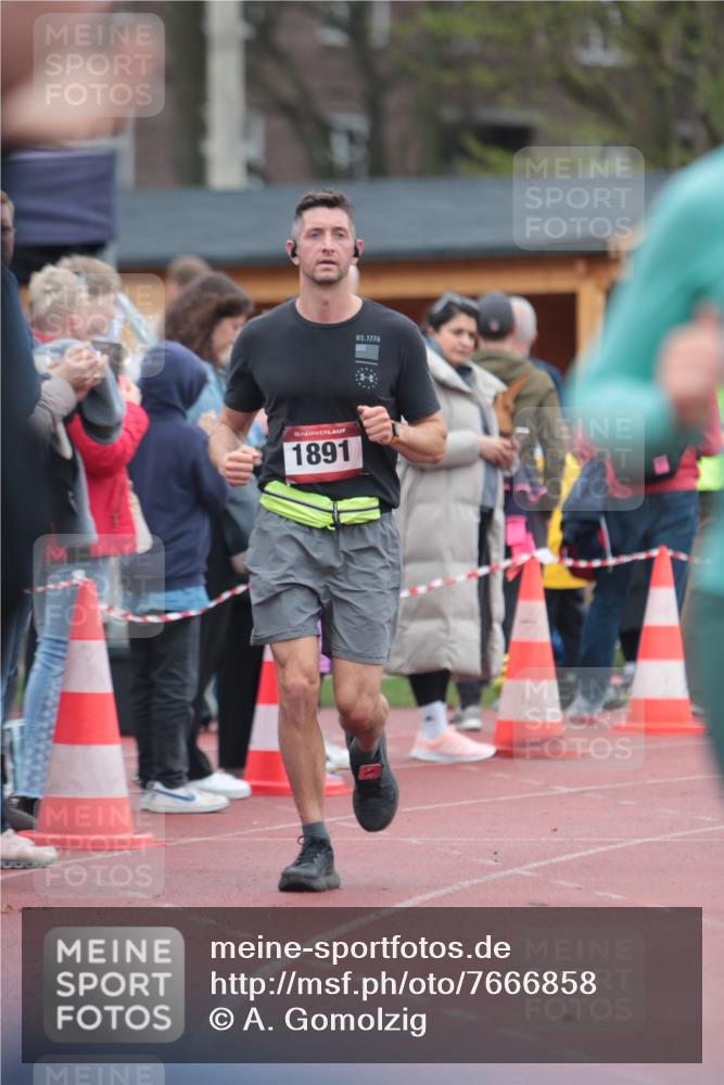 13.04.2025 - Hammer Lauf A. Gomolzig http://msf.ph/oto/7666858 13.04.2025 12:48:03 Ziel 536, 758, 1891 meine-sportfotos.de