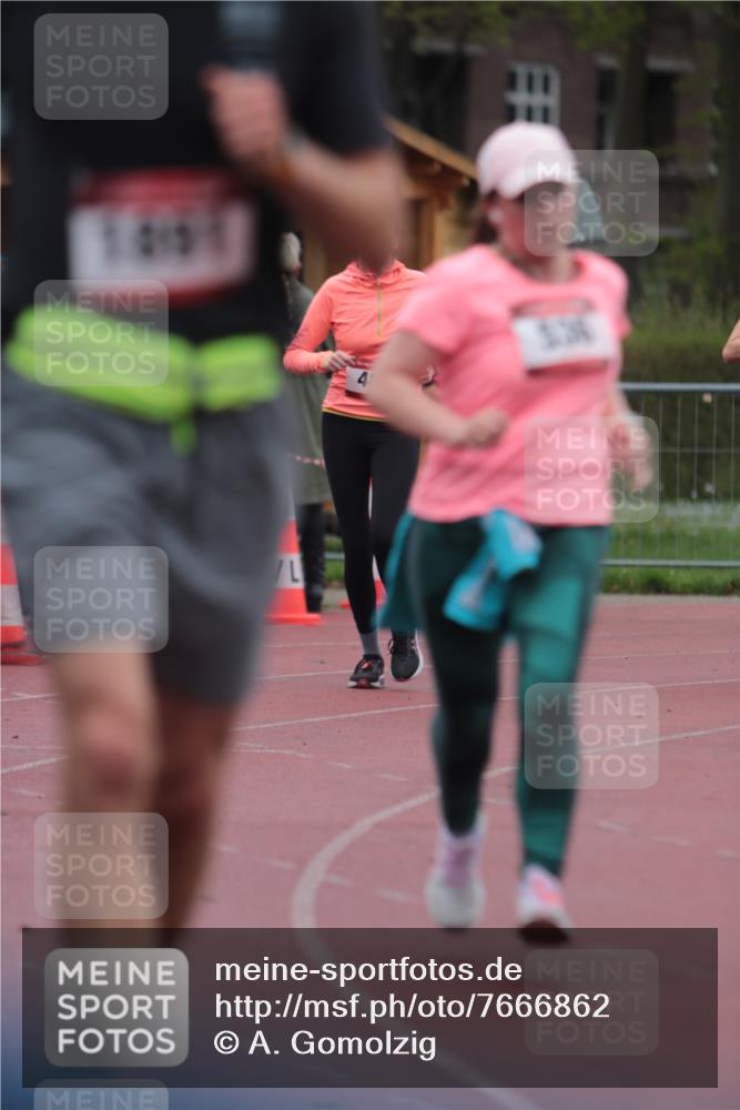 13.04.2025 - Hammer Lauf A. Gomolzig http://msf.ph/oto/7666862 13.04.2025 12:48:08 Ziel 488, 536, 677, 1848, 1891 meine-sportfotos.de
