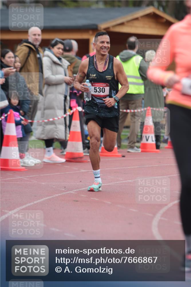 13.04.2025 - Hammer Lauf A. Gomolzig http://msf.ph/oto/7666867 13.04.2025 12:48:13 Ziel 253, 488, 677, 1848 meine-sportfotos.de