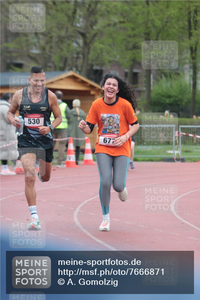 13.04.2025 - Hammer Lauf A. Gomolzig http://msf.ph/oto/7666871 13.04.2025 12:48:16 Ziel 253, 677 meine-sportfotos.de