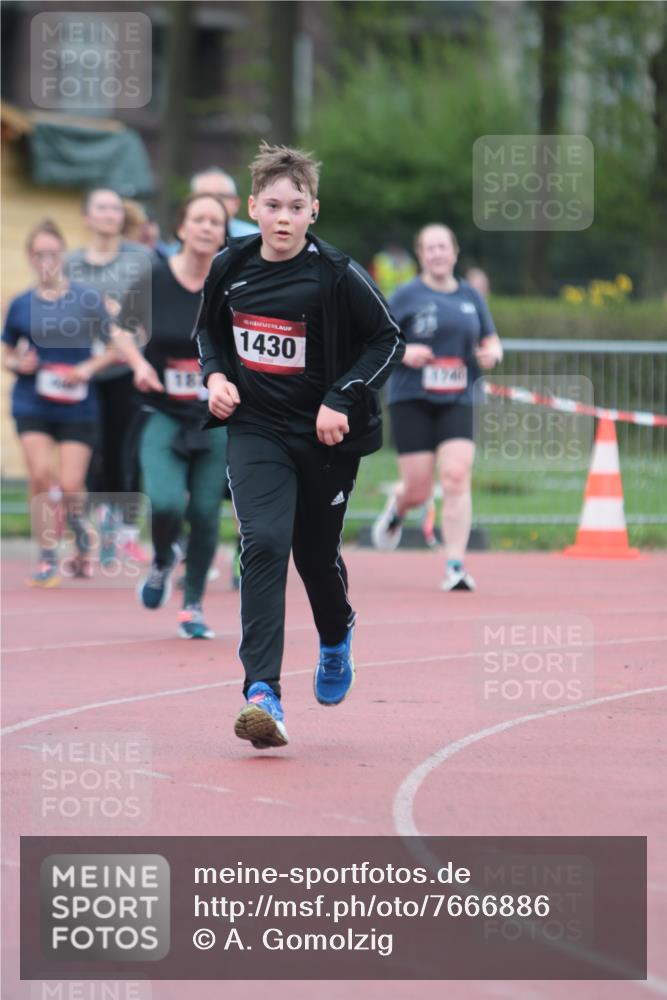 13.04.2025 - Hammer Lauf A. Gomolzig http://msf.ph/oto/7666886 13.04.2025 12:48:33 Ziel 979, 1430, 1740, 1747, 1878 meine-sportfotos.de