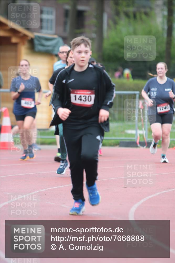 13.04.2025 - Hammer Lauf A. Gomolzig http://msf.ph/oto/7666888 13.04.2025 12:48:33 Ziel 979, 1430, 1740, 1747, 1878 meine-sportfotos.de