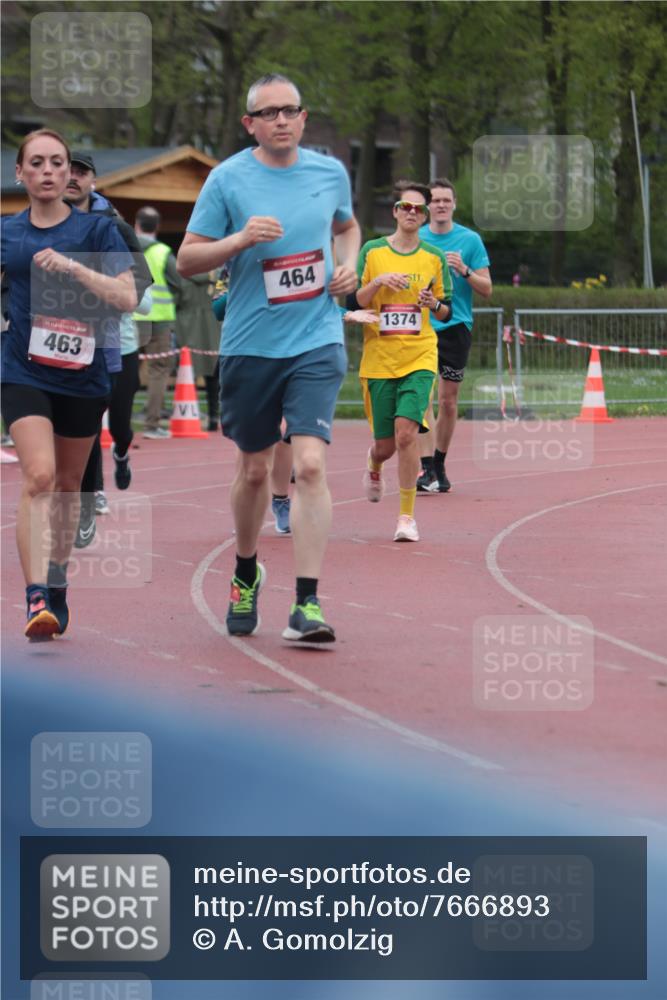 13.04.2025 - Hammer Lauf A. Gomolzig http://msf.ph/oto/7666893 13.04.2025 12:48:41 Ziel 154, 463, 464, 514, 961, 1173, 1198, 1202, 1373, 1374, 1844 meine-sportfotos.de