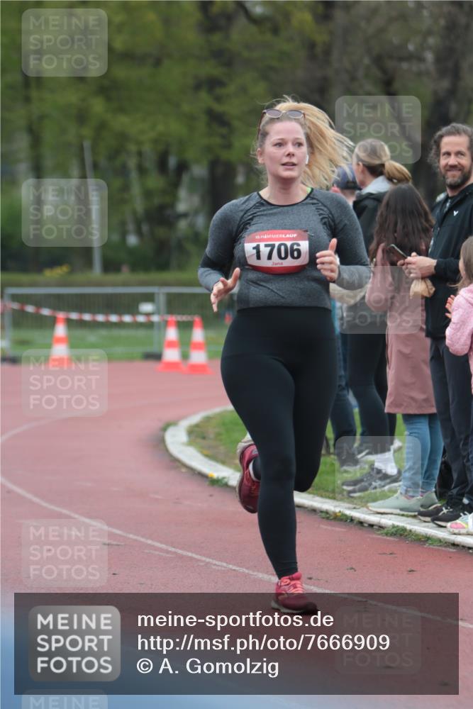 13.04.2025 - Hammer Lauf A. Gomolzig http://msf.ph/oto/7666909 13.04.2025 12:48:58 Ziel 14, 227, 1109, 1136, 1706, 1951 meine-sportfotos.de