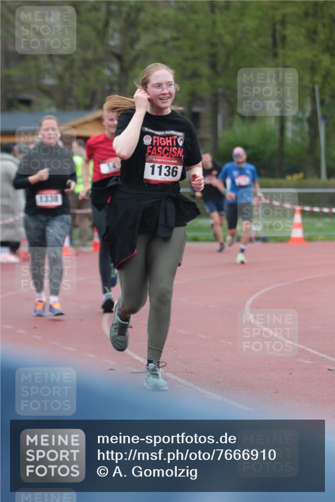 13.04.2025 - Hammer Lauf A. Gomolzig http://msf.ph/oto/7666910 13.04.2025 12:48:59 Ziel 14, 227, 1109, 1136, 1706, 1951 meine-sportfotos.de