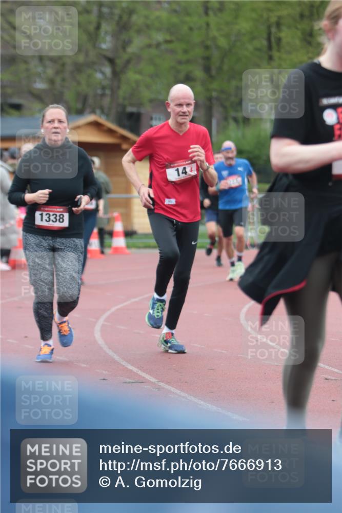13.04.2025 - Hammer Lauf A. Gomolzig http://msf.ph/oto/7666913 13.04.2025 12:49:01 Ziel 14, 227, 1109, 1136, 1880, 1951 meine-sportfotos.de