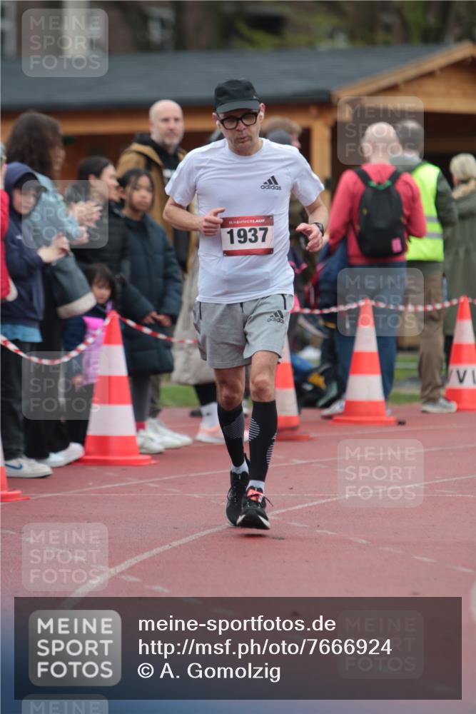 13.04.2025 - Hammer Lauf A. Gomolzig http://msf.ph/oto/7666924 13.04.2025 12:49:10 Ziel 1880, 1937 meine-sportfotos.de