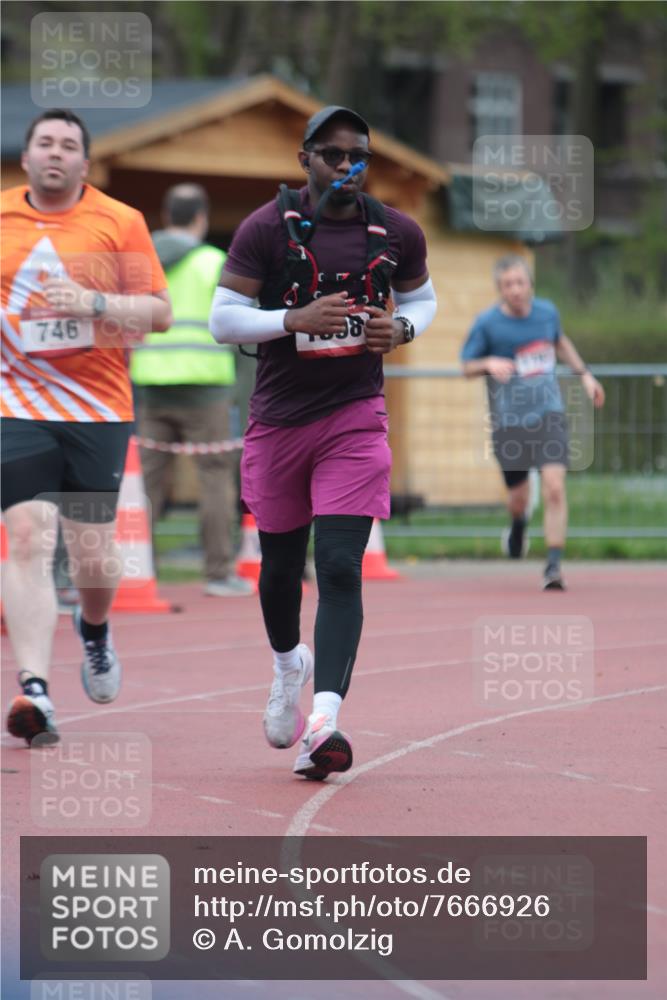 13.04.2025 - Hammer Lauf A. Gomolzig http://msf.ph/oto/7666926 13.04.2025 12:49:21 Ziel 746, 1783, 1898 meine-sportfotos.de