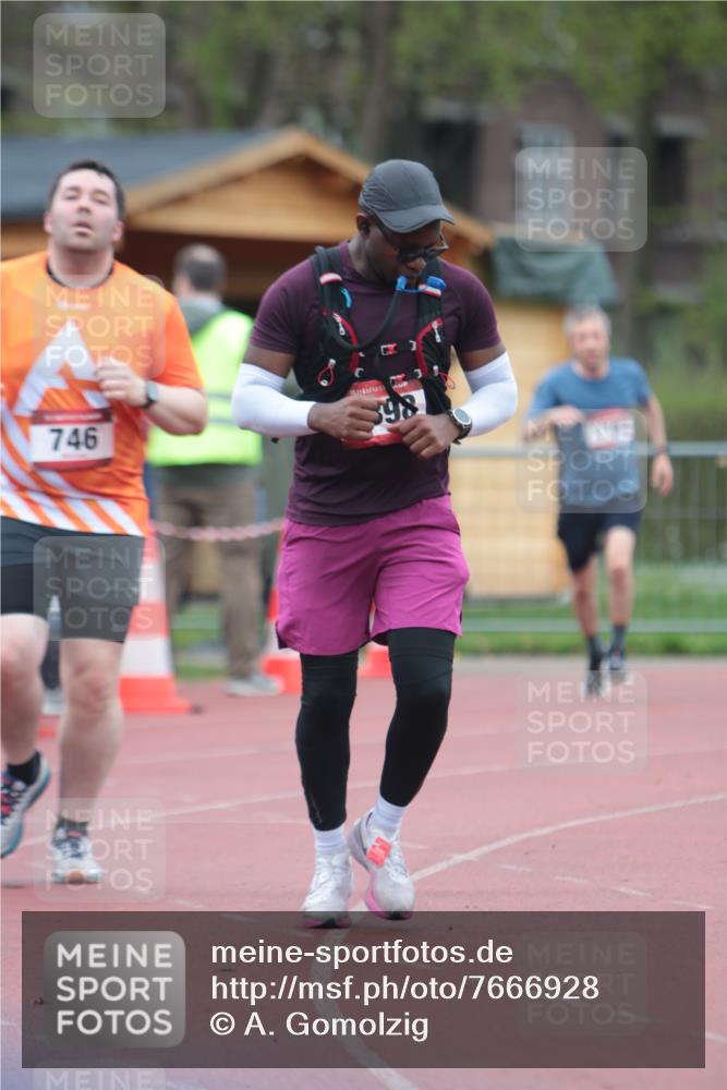 13.04.2025 - Hammer Lauf A. Gomolzig http://msf.ph/oto/7666928 13.04.2025 12:49:22 Ziel 746, 1783, 1898 meine-sportfotos.de