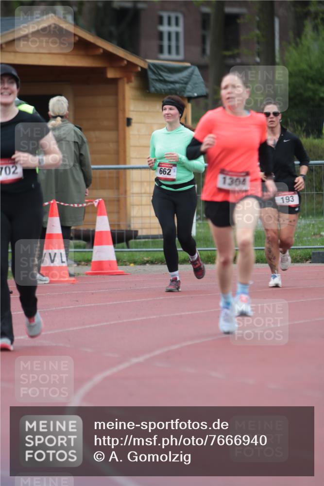 13.04.2025 - Hammer Lauf A. Gomolzig http://msf.ph/oto/7666940 13.04.2025 12:49:35 Ziel 193, 454, 1304, 1702 meine-sportfotos.de