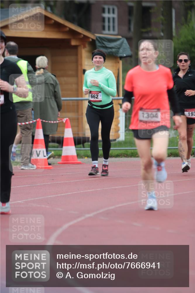 13.04.2025 - Hammer Lauf A. Gomolzig http://msf.ph/oto/7666941 13.04.2025 12:49:35 Ziel 193, 454, 1304, 1702 meine-sportfotos.de