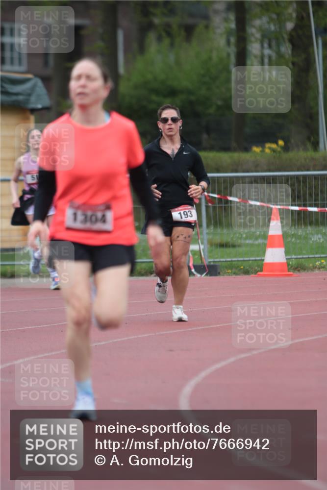 13.04.2025 - Hammer Lauf A. Gomolzig http://msf.ph/oto/7666942 13.04.2025 12:49:36 Ziel 193, 454, 1304, 1702 meine-sportfotos.de