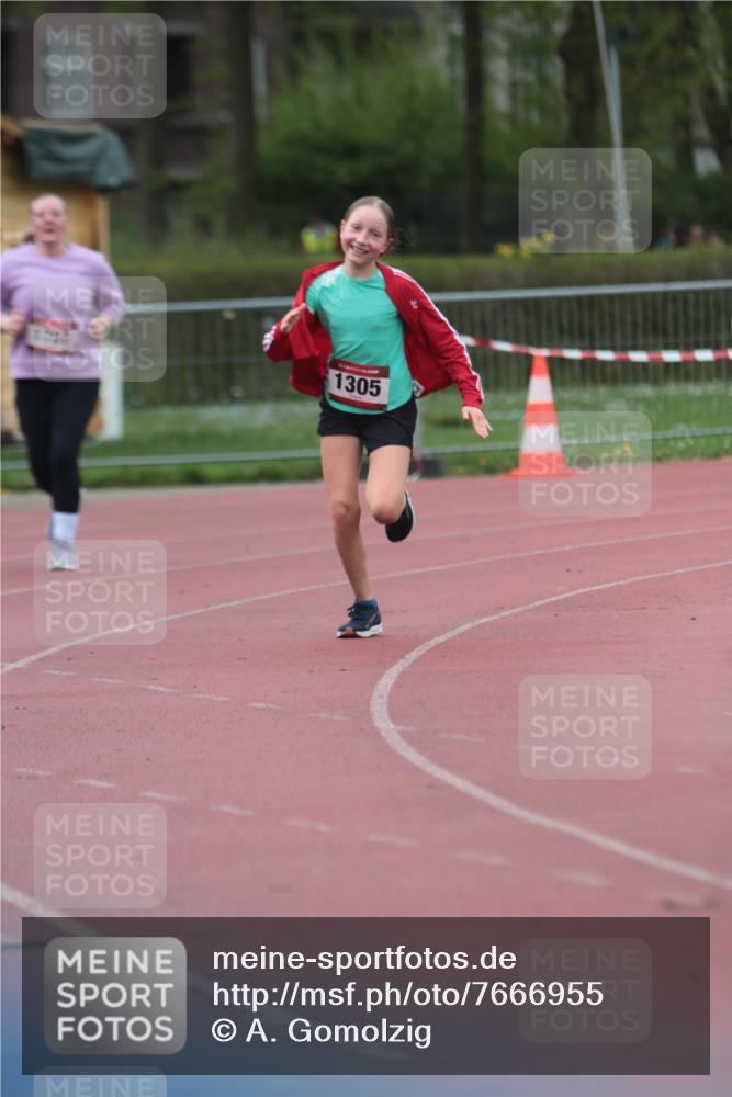 13.04.2025 - Hammer Lauf A. Gomolzig http://msf.ph/oto/7666955 13.04.2025 12:49:55 Ziel 998, 1305, 1707 meine-sportfotos.de