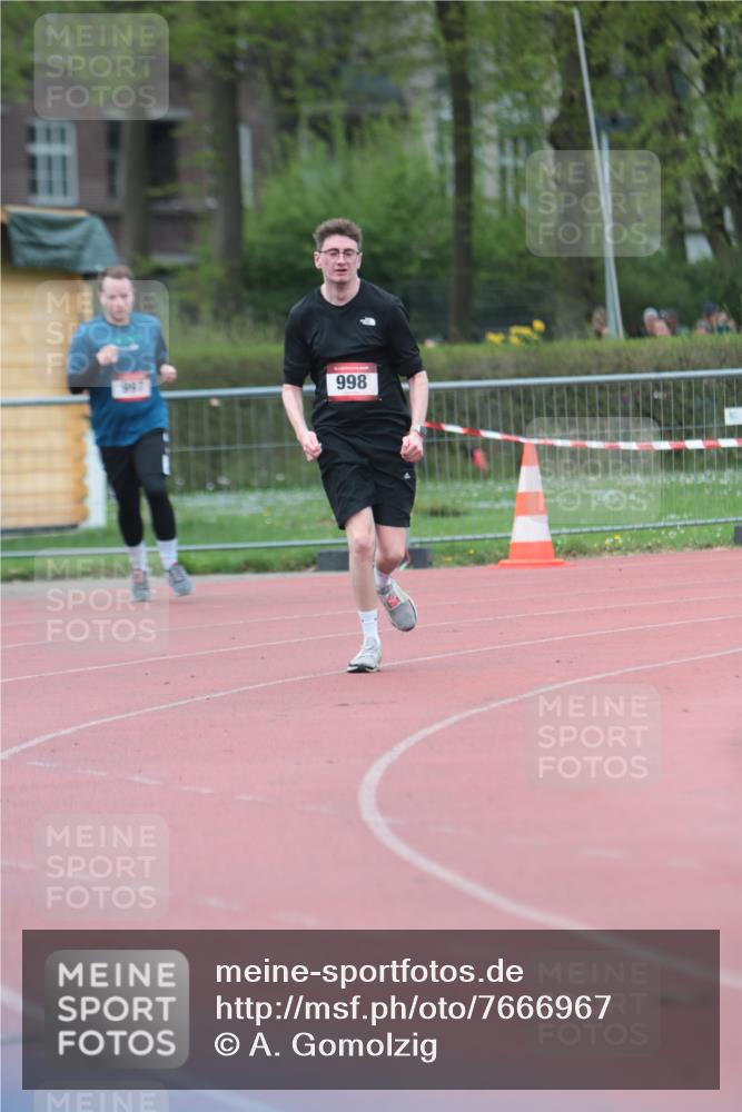 13.04.2025 - Hammer Lauf A. Gomolzig http://msf.ph/oto/7666967 13.04.2025 12:50:01 Ziel 997, 998, 1298, 1707 meine-sportfotos.de