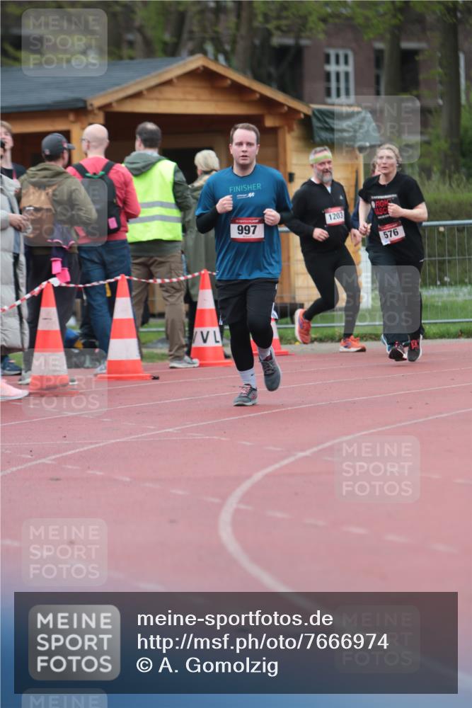 13.04.2025 - Hammer Lauf A. Gomolzig http://msf.ph/oto/7666974 13.04.2025 12:50:04 Ziel 576, 997, 998, 1203, 1298, 1707 meine-sportfotos.de