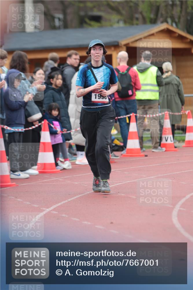 13.04.2025 - Hammer Lauf A. Gomolzig http://msf.ph/oto/7667001 13.04.2025 12:50:21 Ziel 1032, 1046, 1205, 1206, 1558, 1901, 1998 meine-sportfotos.de