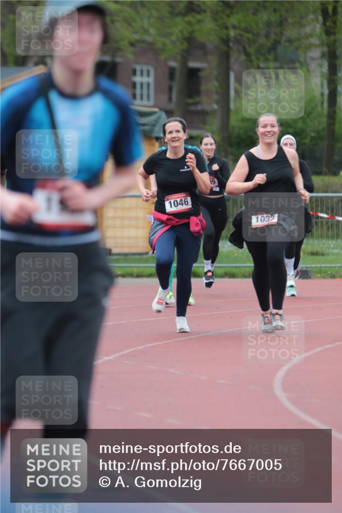 13.04.2025 - Hammer Lauf A. Gomolzig http://msf.ph/oto/7667005 13.04.2025 12:50:25 Ziel 161, 1032, 1046, 1205, 1206, 1558, 1998 meine-sportfotos.de
