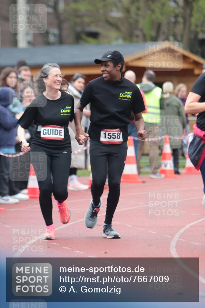 13.04.2025 - Hammer Lauf A. Gomolzig http://msf.ph/oto/7667009 13.04.2025 12:50:28 Ziel 161, 1032, 1046, 1205, 1206, 1558 meine-sportfotos.de