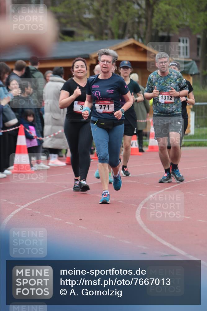 13.04.2025 - Hammer Lauf A. Gomolzig http://msf.ph/oto/7667013 13.04.2025 12:50:34 Ziel 3, 161, 688, 712, 771, 1000, 1289, 1312 meine-sportfotos.de