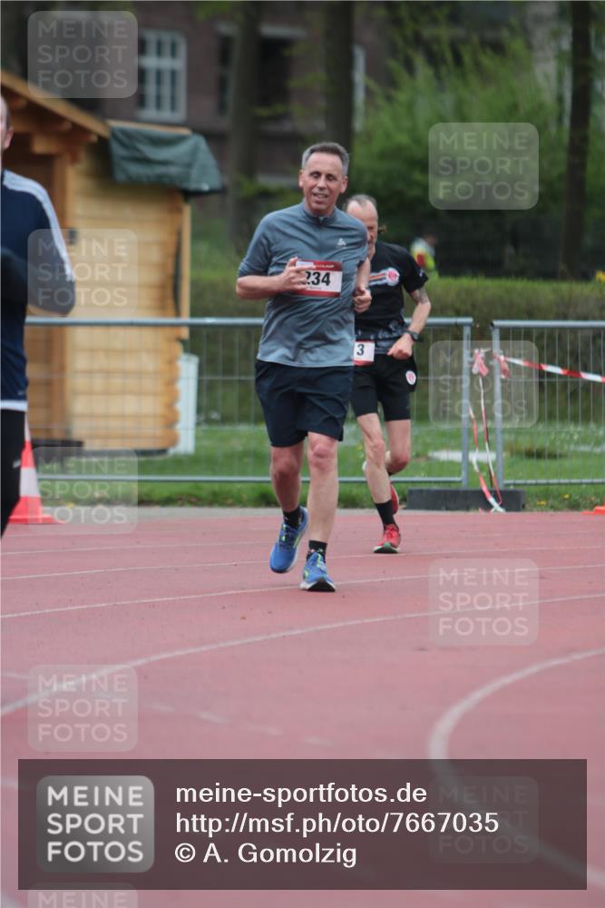 13.04.2025 - Hammer Lauf A. Gomolzig http://msf.ph/oto/7667035 13.04.2025 12:51:00 Ziel 234, 313, 1257 meine-sportfotos.de