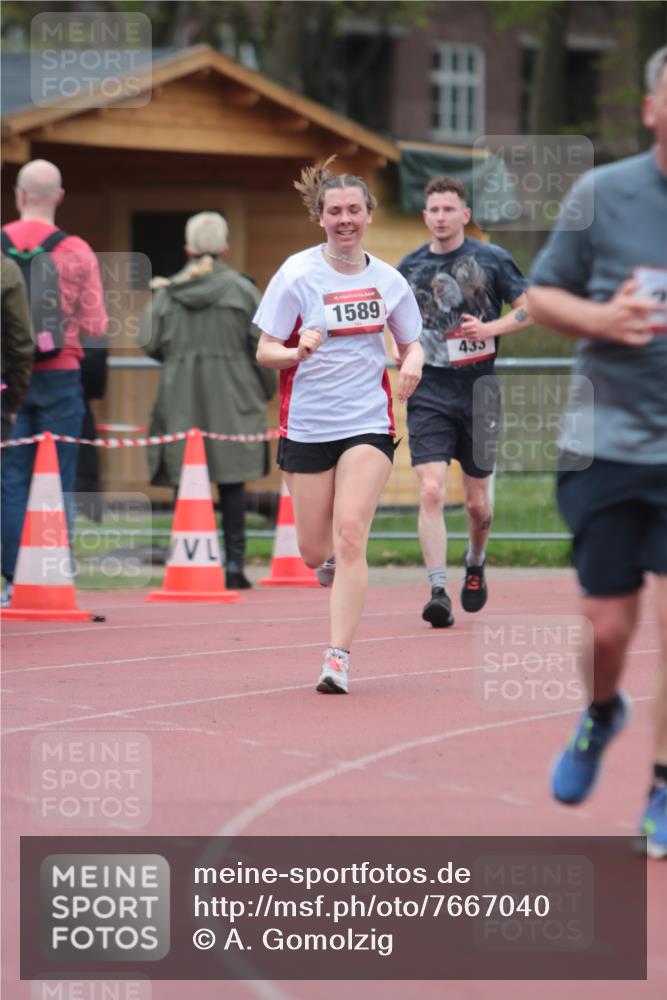 13.04.2025 - Hammer Lauf A. Gomolzig http://msf.ph/oto/7667040 13.04.2025 12:51:05 Ziel 234, 313, 433, 1257, 1589 meine-sportfotos.de