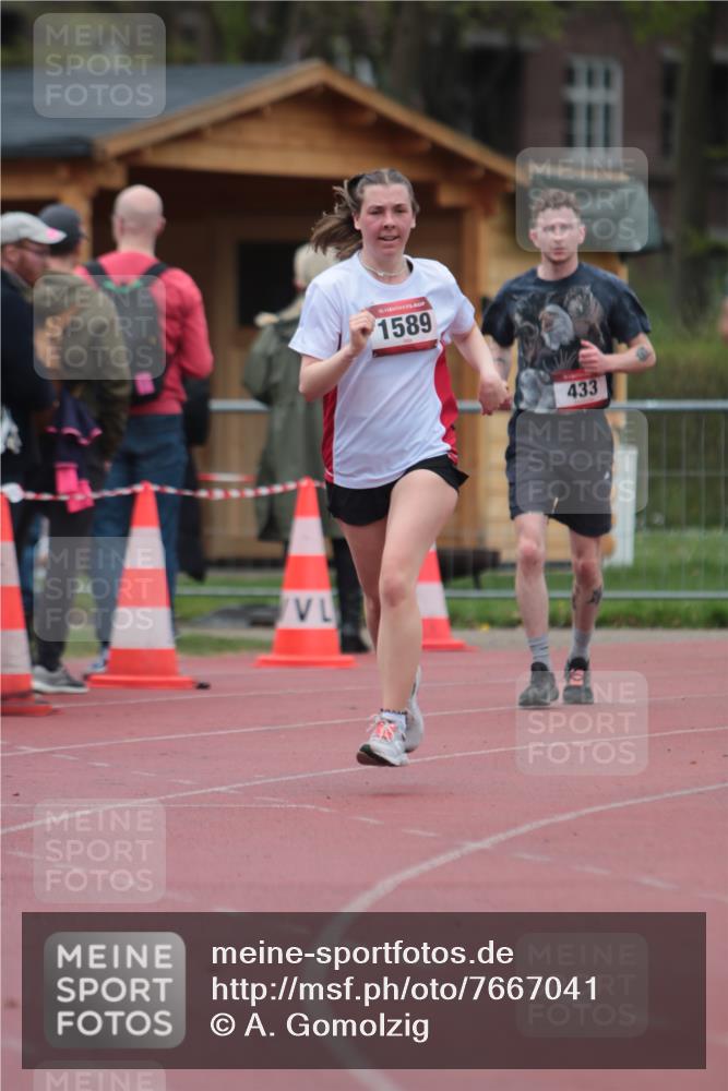 13.04.2025 - Hammer Lauf A. Gomolzig http://msf.ph/oto/7667041 13.04.2025 12:51:06 Ziel 234, 433, 1257, 1589 meine-sportfotos.de