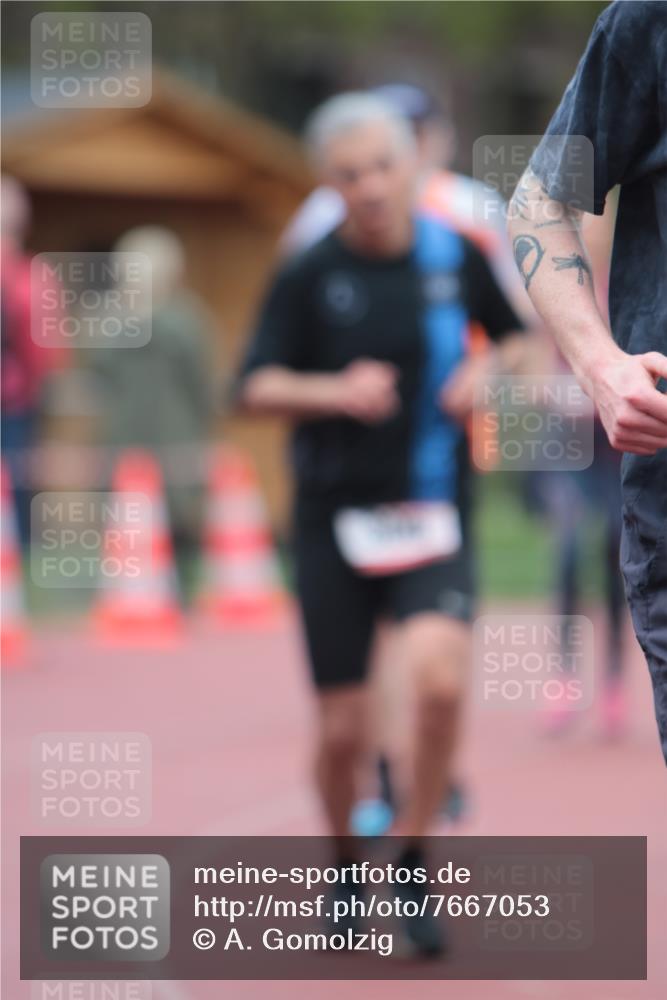 13.04.2025 - Hammer Lauf A. Gomolzig http://msf.ph/oto/7667053 13.04.2025 12:51:14 Ziel 256, 306, 343, 433, 1917 meine-sportfotos.de