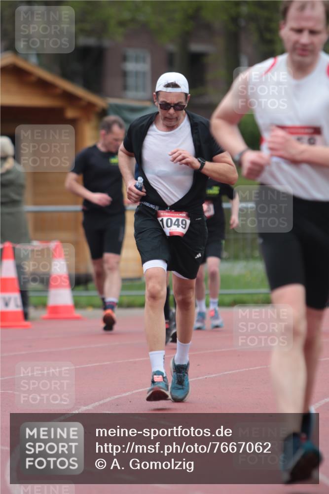 13.04.2025 - Hammer Lauf A. Gomolzig http://msf.ph/oto/7667062 13.04.2025 12:51:30 Ziel 1049, 1258 meine-sportfotos.de