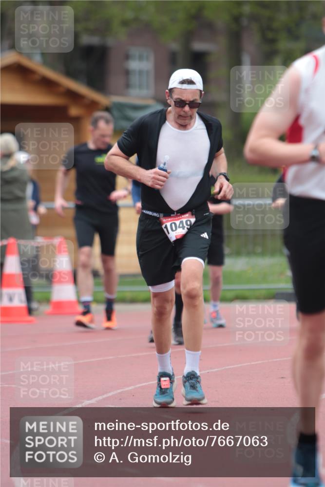 13.04.2025 - Hammer Lauf A. Gomolzig http://msf.ph/oto/7667063 13.04.2025 12:51:31 Ziel 1049, 1258, 1280 meine-sportfotos.de