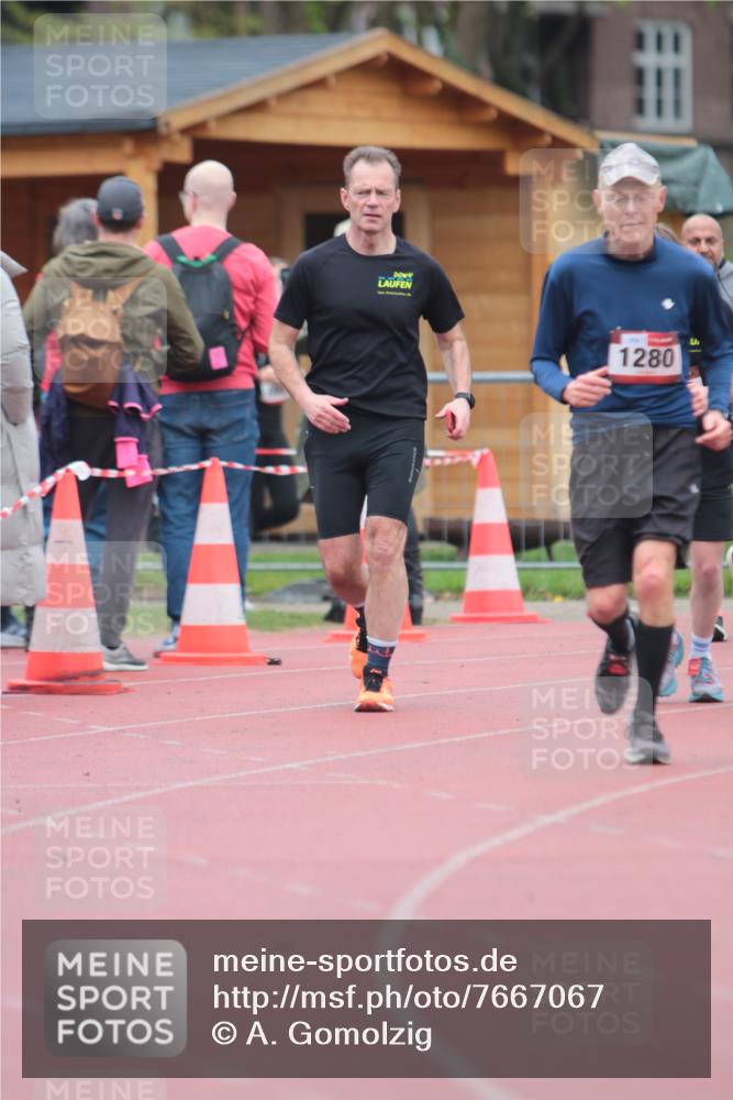 13.04.2025 - Hammer Lauf A. Gomolzig http://msf.ph/oto/7667067 13.04.2025 12:51:33 Ziel 1049, 1258, 1280, 1560 meine-sportfotos.de