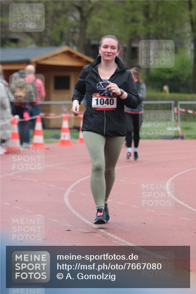 13.04.2025 - Hammer Lauf A. Gomolzig http://msf.ph/oto/7667080 13.04.2025 12:51:44 Ziel 109, 980, 1040, 1107, 1108, 1117, 1118, 1862 meine-sportfotos.de