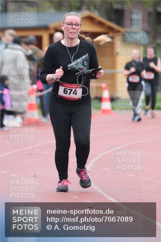 13.04.2025 - Hammer Lauf A. Gomolzig http://msf.ph/oto/7667089 13.04.2025 12:51:53 Ziel 294, 556, 674 meine-sportfotos.de