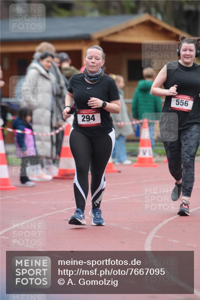 13.04.2025 - Hammer Lauf A. Gomolzig http://msf.ph/oto/7667095 13.04.2025 12:51:58 Ziel 294, 556 meine-sportfotos.de