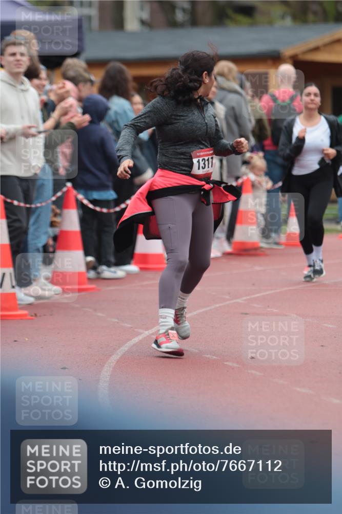 13.04.2025 - Hammer Lauf A. Gomolzig http://msf.ph/oto/7667112 13.04.2025 12:52:12 Ziel 1317, 1319, 1562, 1603 meine-sportfotos.de