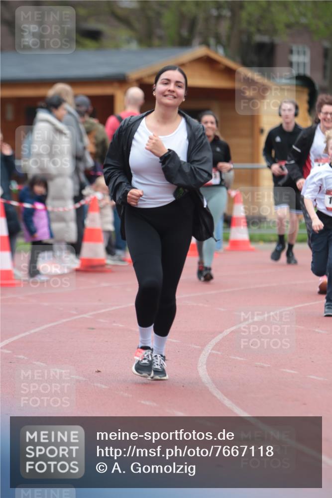 13.04.2025 - Hammer Lauf A. Gomolzig http://msf.ph/oto/7667118 13.04.2025 12:52:16 Ziel 1313, 1317, 1319, 1562, 1603 meine-sportfotos.de