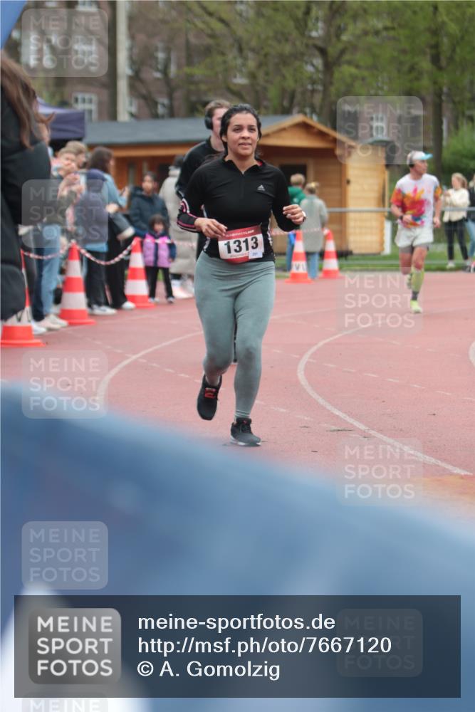 13.04.2025 - Hammer Lauf A. Gomolzig http://msf.ph/oto/7667120 13.04.2025 12:52:23 Ziel 172, 693, 704, 1313, 1341 meine-sportfotos.de