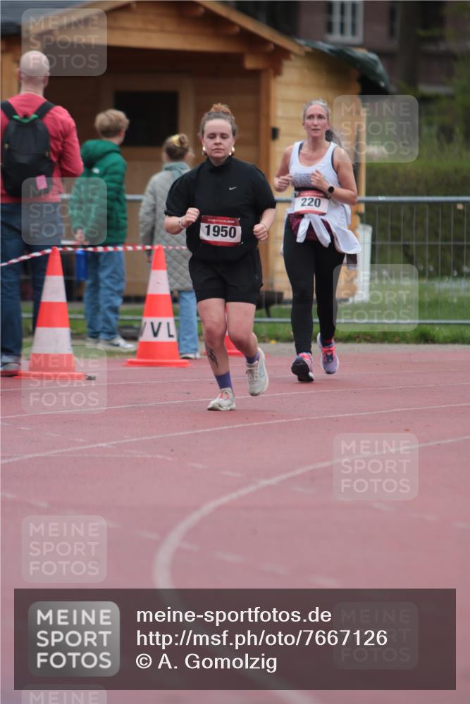 13.04.2025 - Hammer Lauf A. Gomolzig http://msf.ph/oto/7667126 13.04.2025 12:52:34 Ziel 178, 1950 meine-sportfotos.de