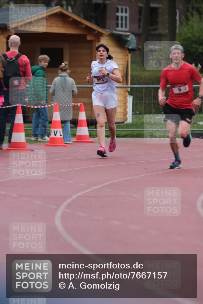 13.04.2025 - Hammer Lauf A. Gomolzig http://msf.ph/oto/7667157 13.04.2025 12:53:23 Ziel 6, 553 meine-sportfotos.de