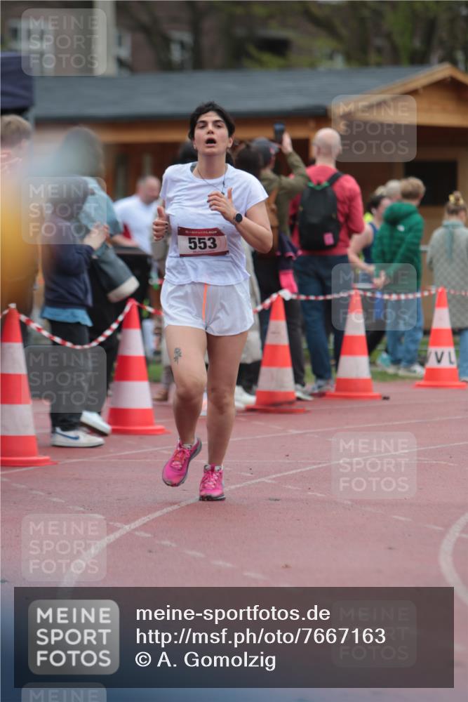 13.04.2025 - Hammer Lauf A. Gomolzig http://msf.ph/oto/7667163 13.04.2025 12:53:28 Ziel 553, 1826 meine-sportfotos.de