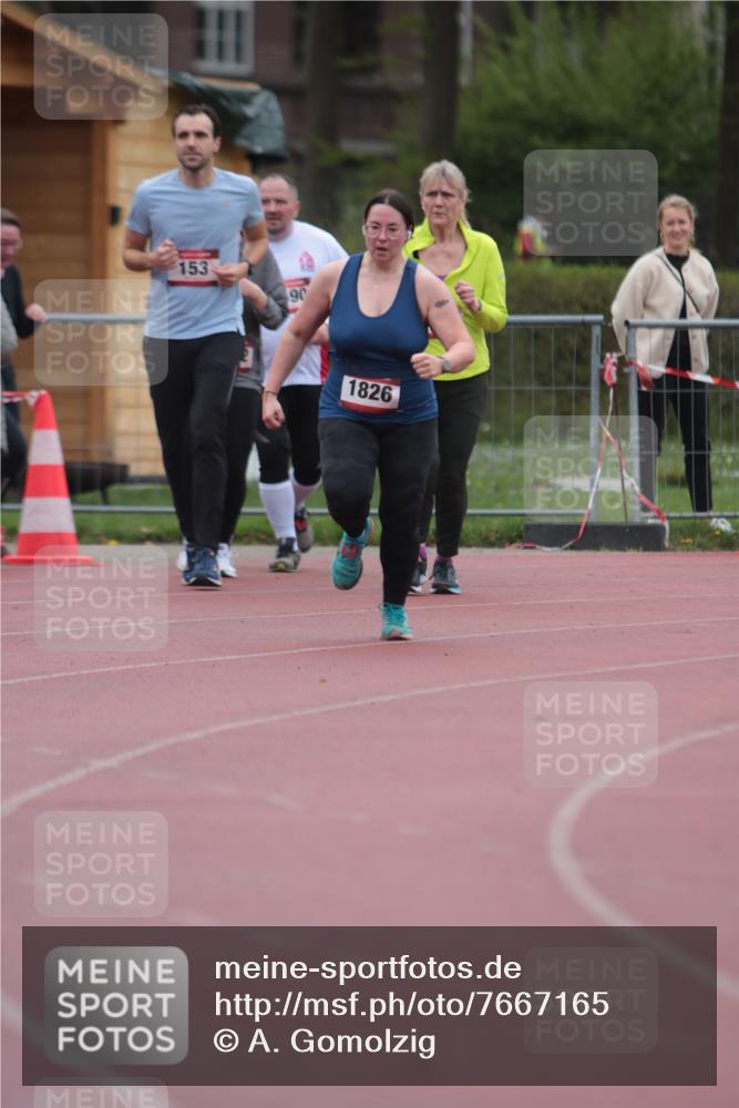 13.04.2025 - Hammer Lauf A. Gomolzig http://msf.ph/oto/7667165 13.04.2025 12:53:31 Ziel 553, 1064, 1776, 1826 meine-sportfotos.de