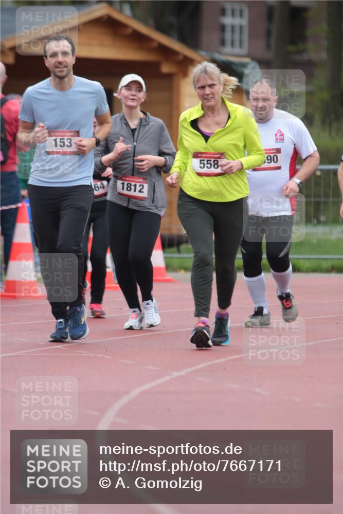 13.04.2025 - Hammer Lauf A. Gomolzig http://msf.ph/oto/7667171 13.04.2025 12:53:35 Ziel 153, 558, 1064, 1590, 1776, 1812, 1826 meine-sportfotos.de